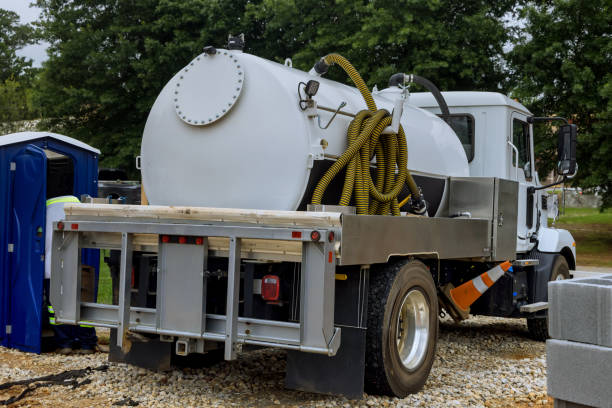 Best Portable restroom trailer rental  in Greenville, VA